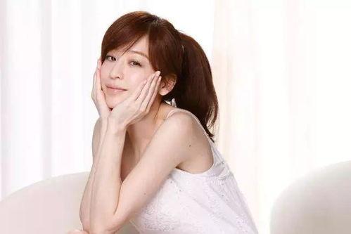 娛樂圈吃瓜王心凌是誰啊,揭秘心凌的瓜界傳奇