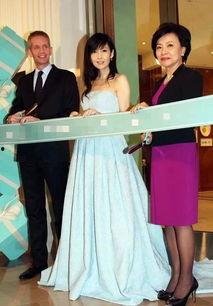 娛樂吃瓜老少女是誰(shuí),她是如何成為網(wǎng)絡(luò)紅人的？