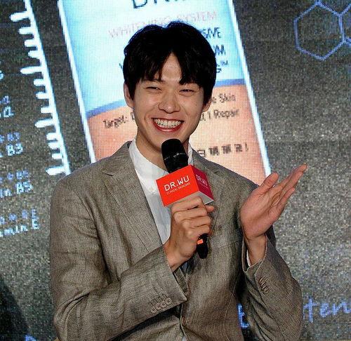 娛樂圈一線吃瓜選手,揭秘明星幕后故事