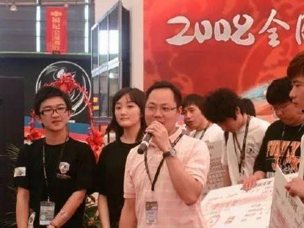 娛樂圈吃瓜背景圖,揭秘幕后真相，吃瓜群眾圍觀大戲