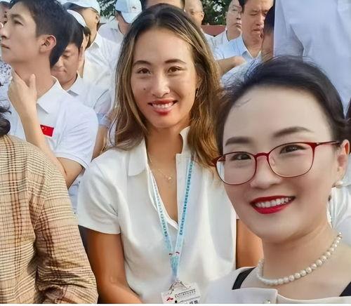 哪里吃瓜一線娛樂圈,一線明星的幕后故事與八卦風(fēng)云