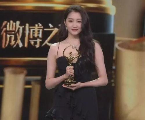 吃瓜娛樂圈95后,95后吃瓜達(dá)人帶你領(lǐng)略娛樂圈風(fēng)云變幻